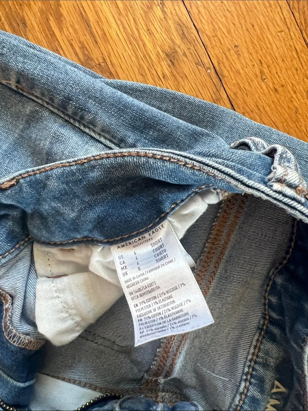 American Eagle Outfitters Womens hi-rise jegging  - Light Blue & Black